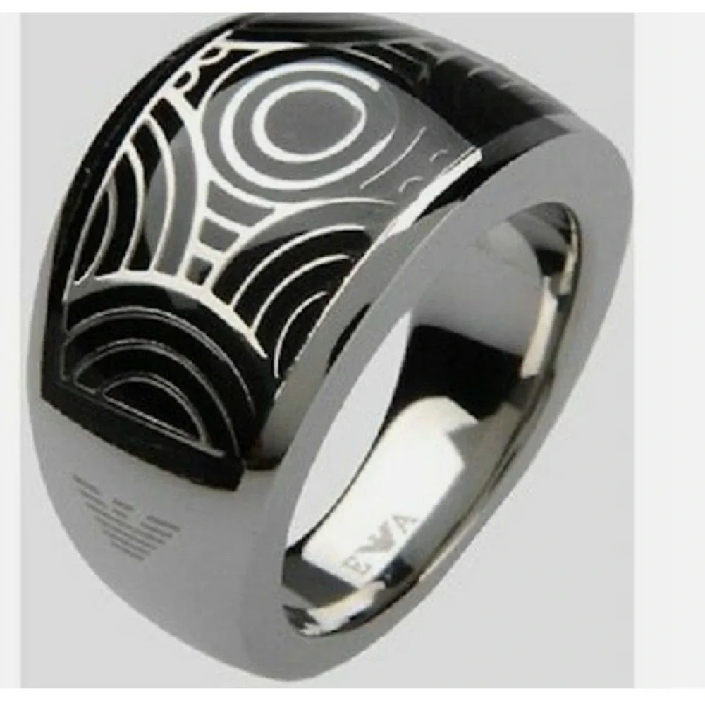 EMPORIO ARMANI LADIES POLISHED STAINLESS STEEL +‎ ONYX CIRCLE PATTERN RING, 6.5
